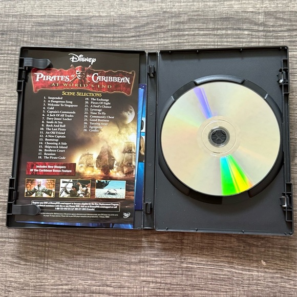 Bundle of 2 DVDs - Picture 6 of 6